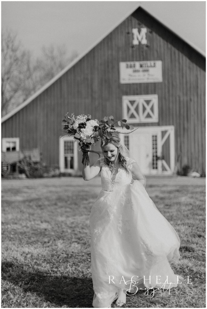 bride carrying bouquet before wedding